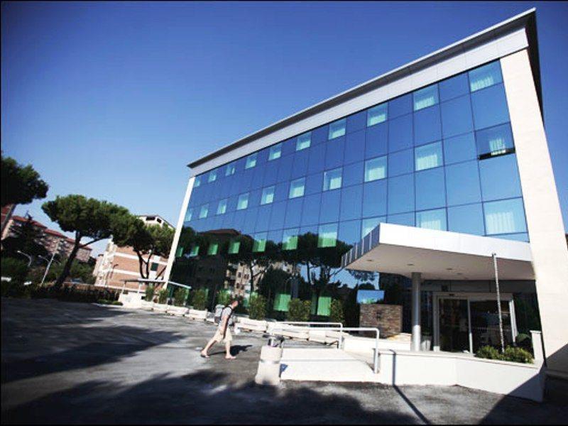 Hotel Artis Roma Esterno foto